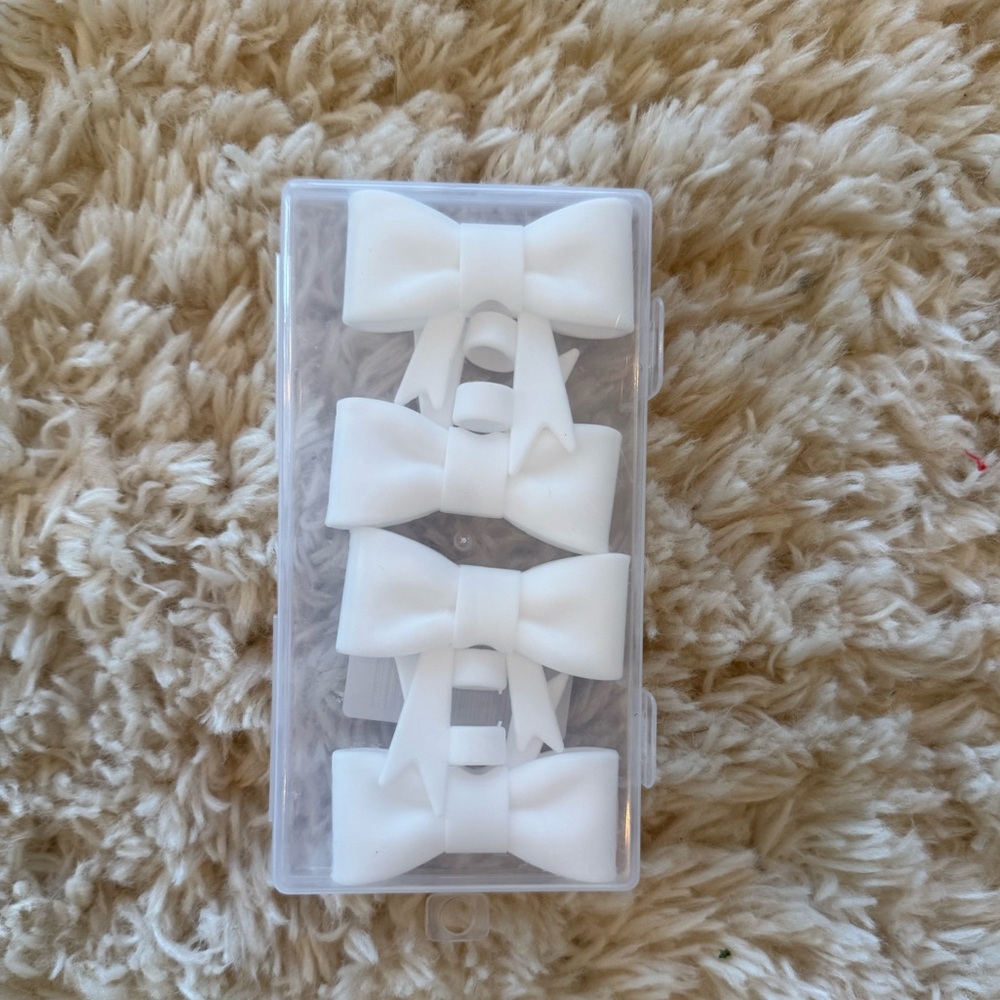 🎯3 for $15 🎯 Set of 4 white bow straw toppers